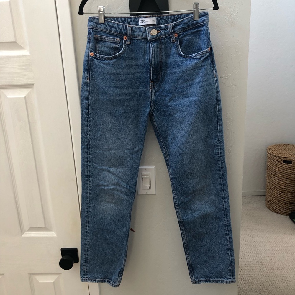 Zara | Blue Straight-Leg Jeans Size 6